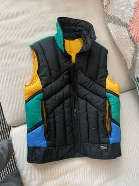 Mountain Goat by White Stag. Colorblock Puffer Vest in Black, Teal & Mustard
